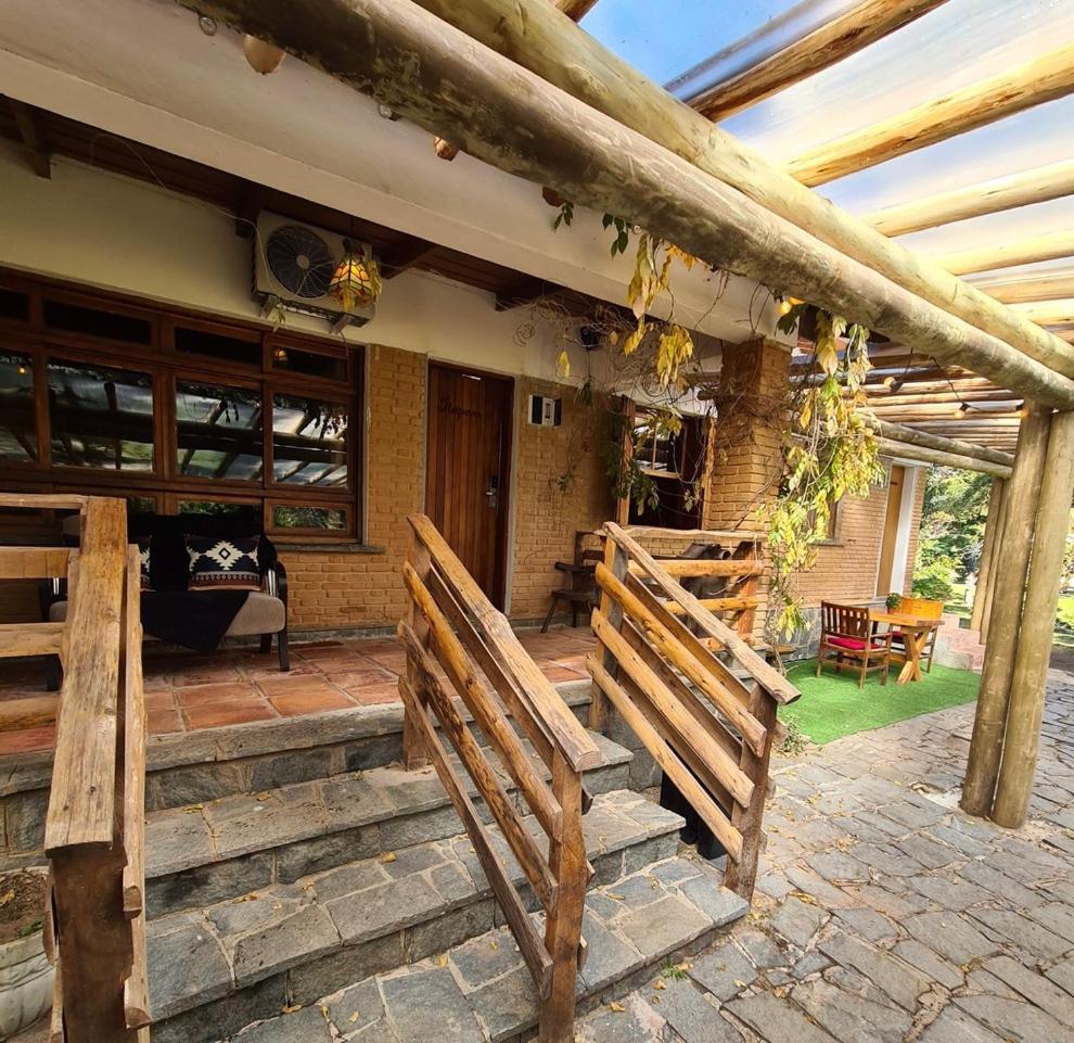 Emporio Reserva Da Serra - Opcoes De Chales E Hidromassagem Campos do Jordao Bagian luar foto